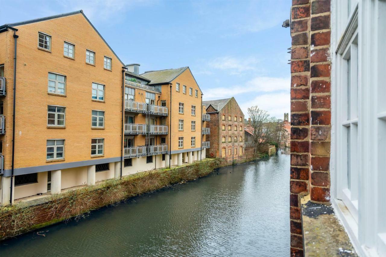 That Cool Little Apartment You Were Looking For York Exterior foto